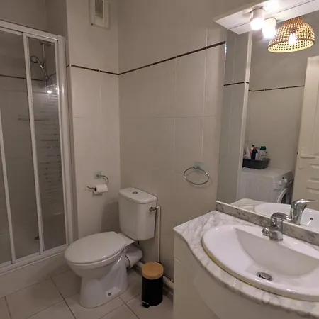 Furnished 2-room With Private Parking