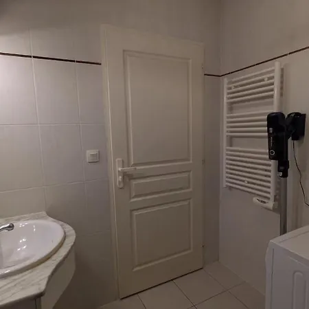 Furnished 2-room With Private Parking