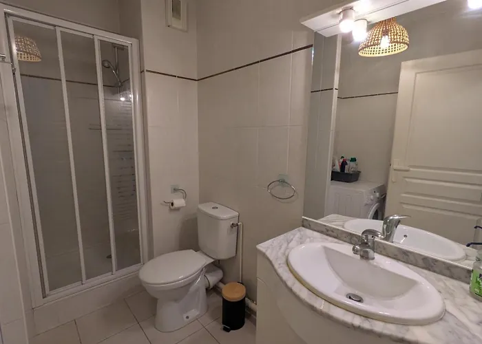 Furnished 2-room With Private Parking